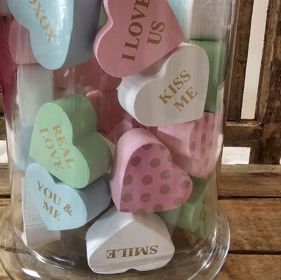 Pen & Paint Jar Of Wooden Conversation Hearts ~Pastel - Picture 4 of 6